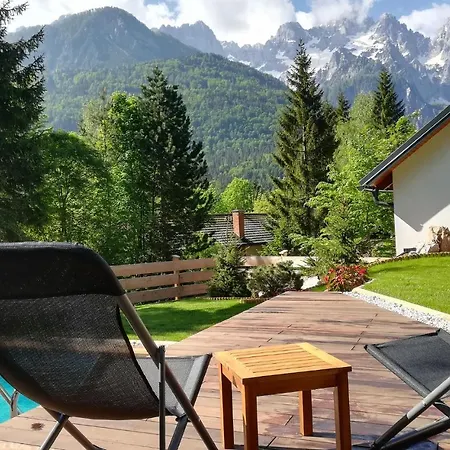 Stunning In W/ Outdoor Swimming Pool, Jacuzzi And 3 Bedrooms * Gozd Martuljek